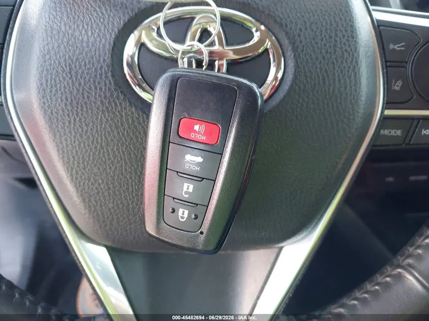 2020 TOYOTA CAMRY XSE AWD