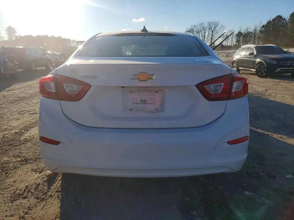 2019 CHEVROLET CRUZE LS  
