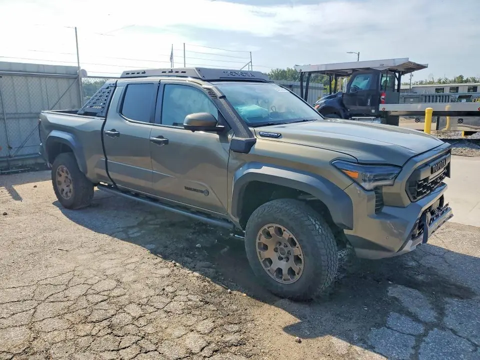 2025 TOYOTA TACOMA TRAILHUNTER HV  