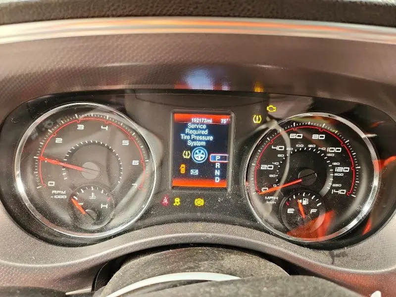2013 DODGE CHARGER SE  