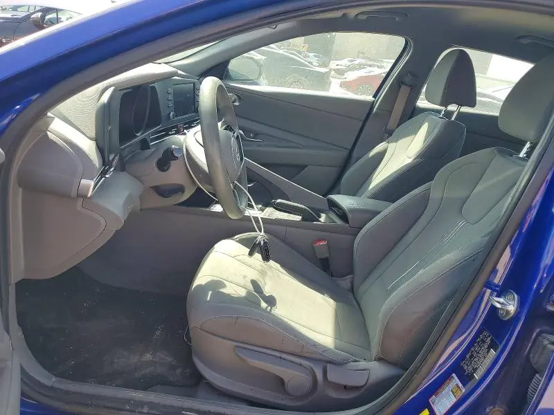 2022 HYUNDAI ELANTRA SEL  