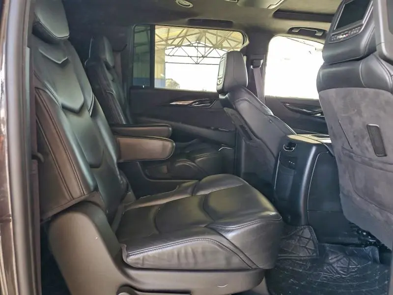 2017 CADILLAC ESCALADE ESV PLATINUM  