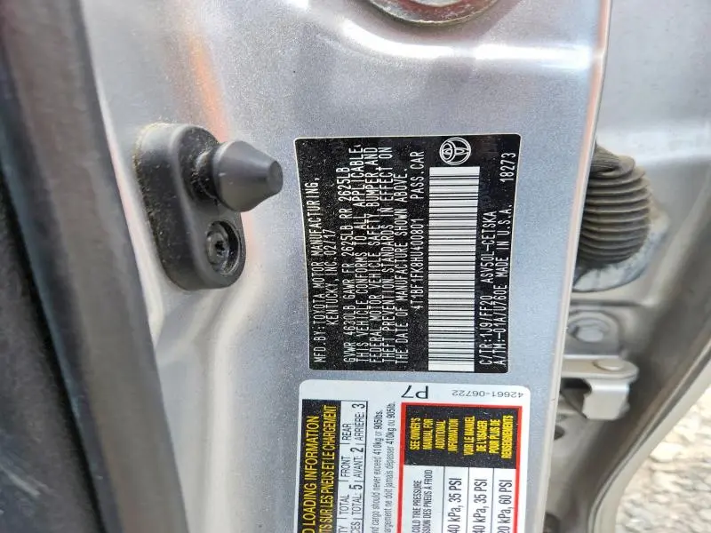2017 TOYOTA CAMRY SE  