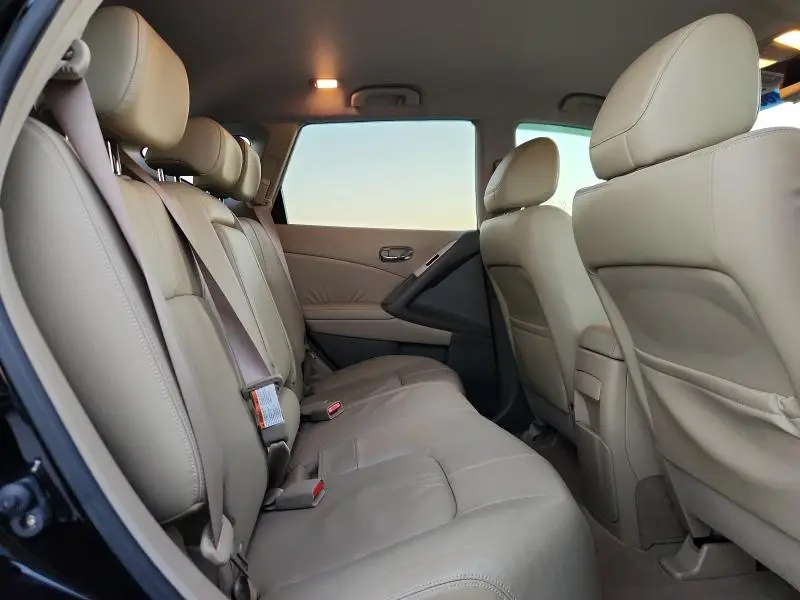 2010 NISSAN MURANO S  