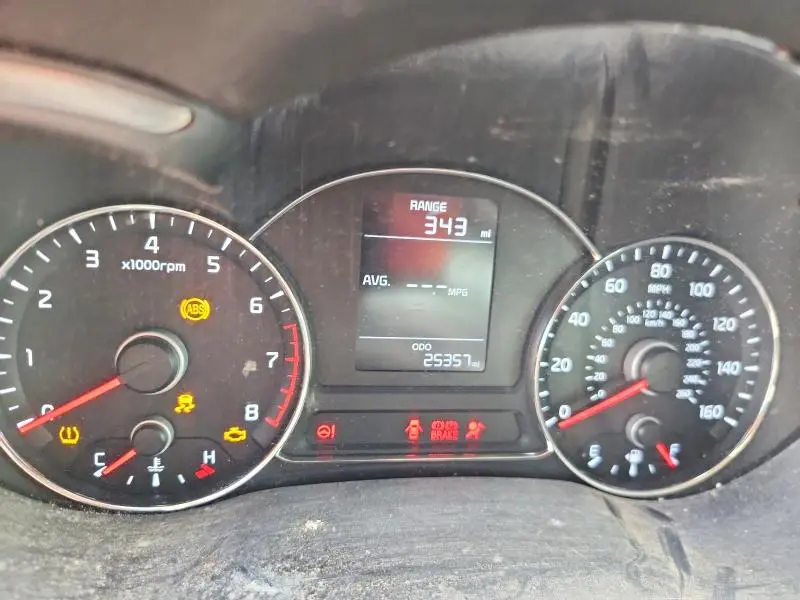2017 KIA FORTE LX  