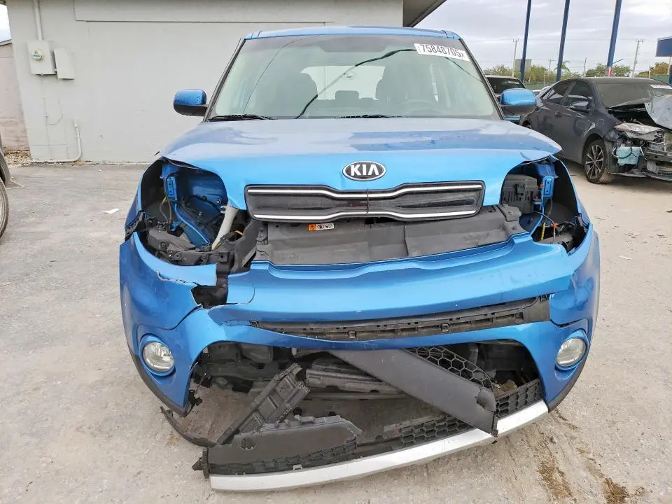 2018 KIA SOUL +  