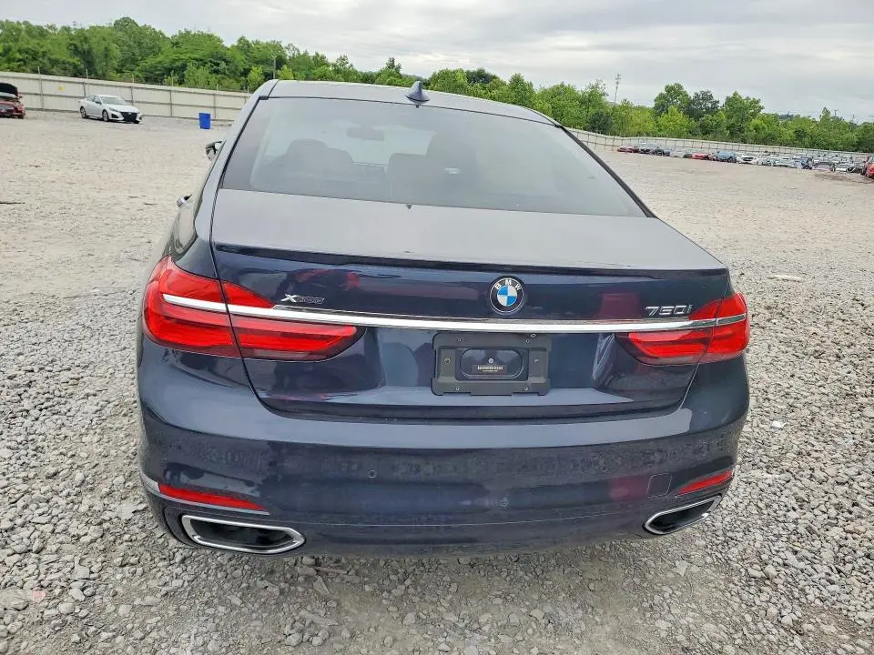 2016 BMW 750 XI  