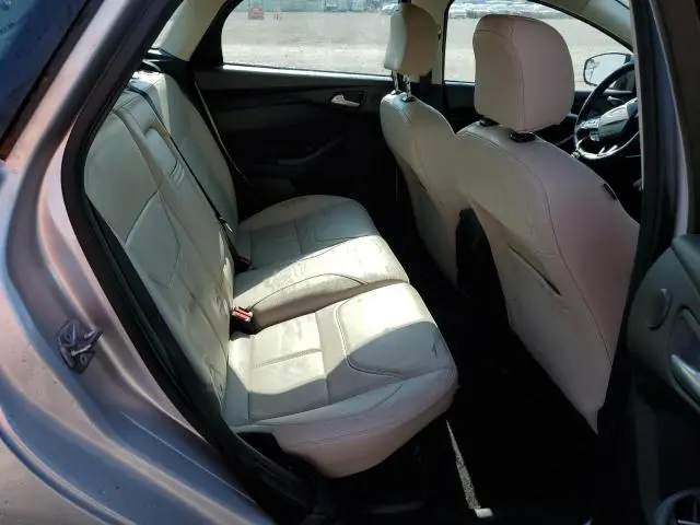 2016 FORD FOCUS TITANIUM  