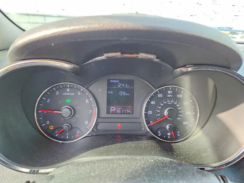 2016 KIA FORTE LX  