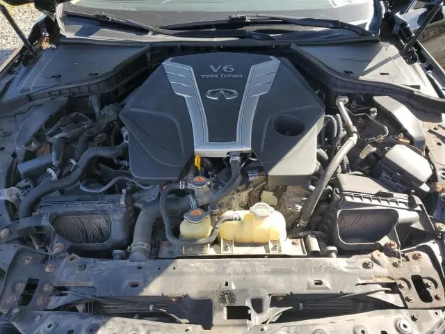 2018 INFINITI Q50 LUXE  