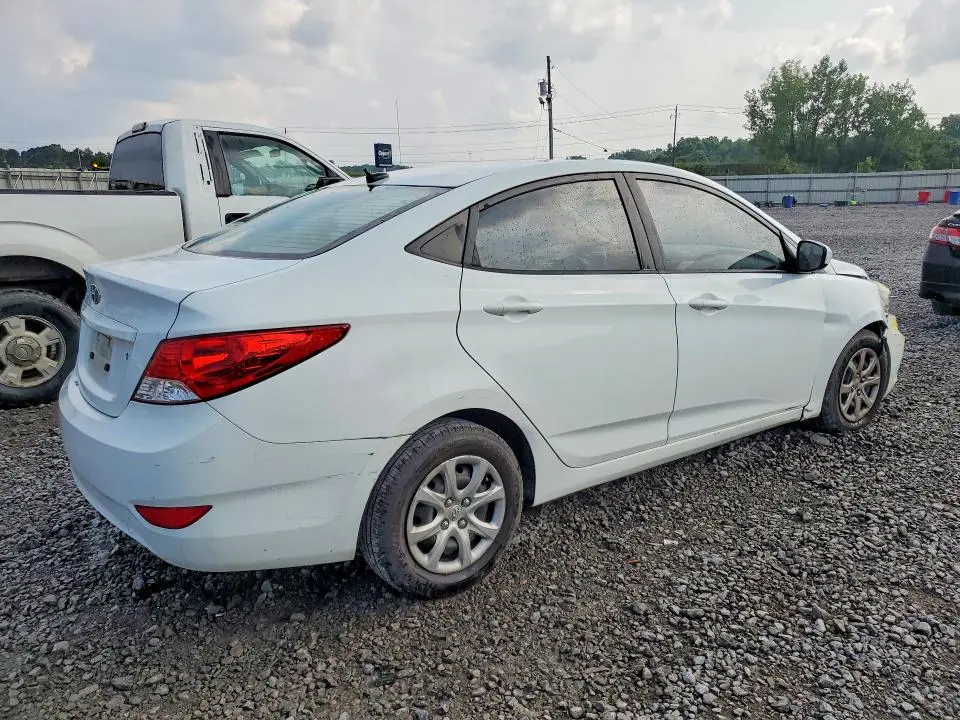 2014 HYUNDAI ACCENT GLS  