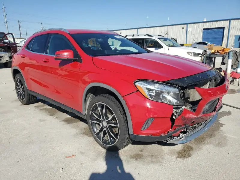 2017 MERCEDES-BENZ GLA 250  