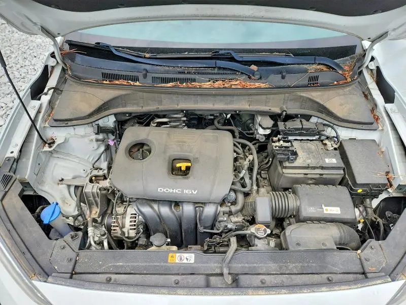 2020 HYUNDAI KONA SE  