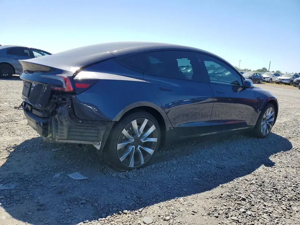 2025 TESLA MODEL 3   