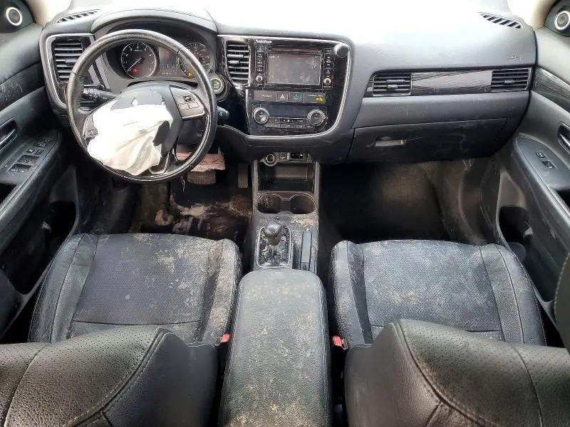 2016 MITSUBISHI OUTLANDER SE  