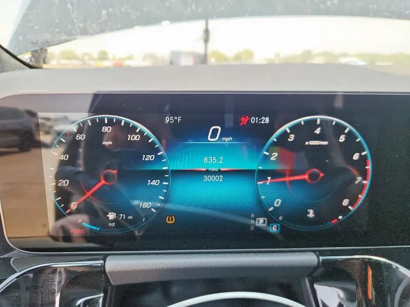 2022 MERCEDES-BENZ GLA 250 4MATIC  