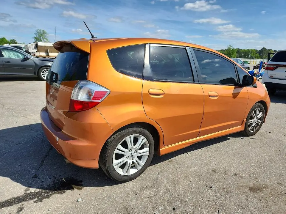 2011 HONDA FIT SPORT  