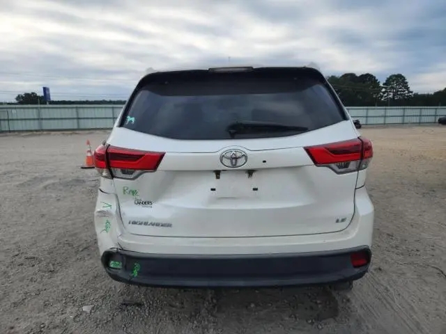 2017 TOYOTA HIGHLANDER LE  