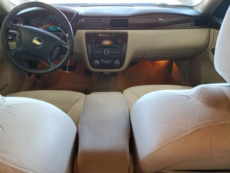 2010 CHEVROLET IMPALA LT  