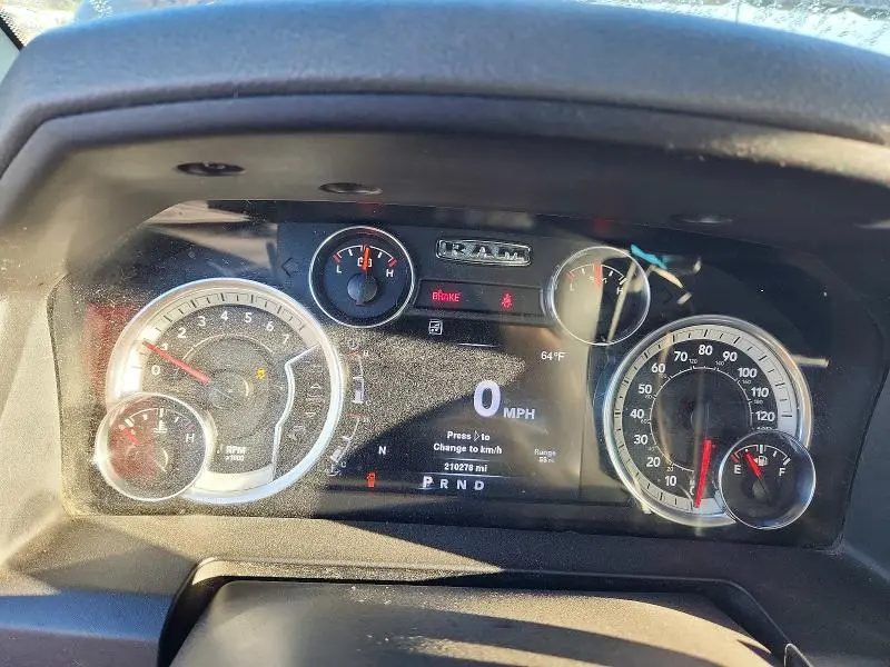 2013 RAM 1500 SLT  