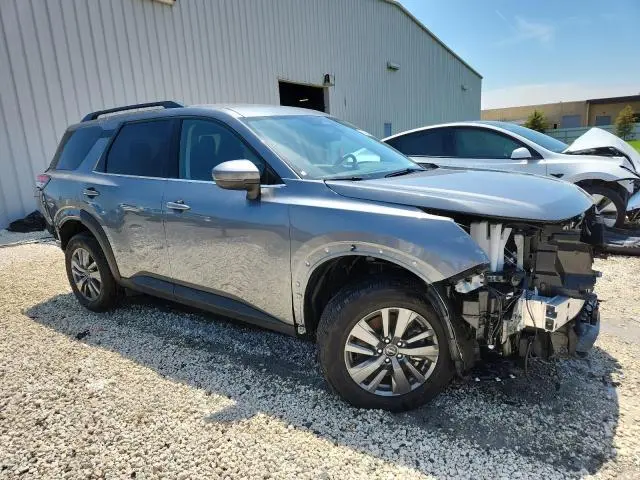 2025 NISSAN PATHFINDER SV  