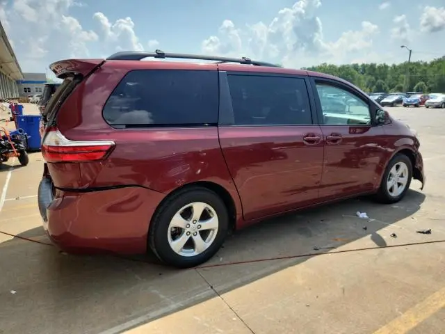 2015 TOYOTA SIENNA LE  