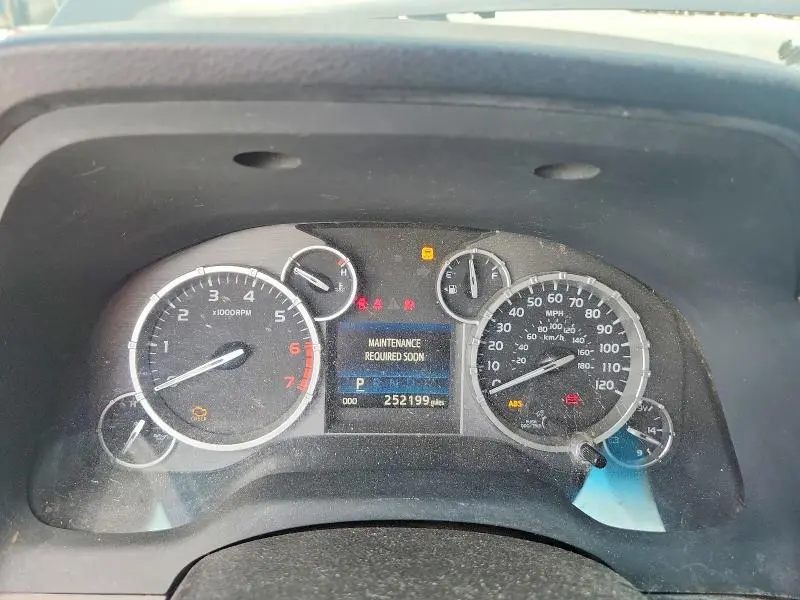 2014 TOYOTA TUNDRA CREWMAX SR5  