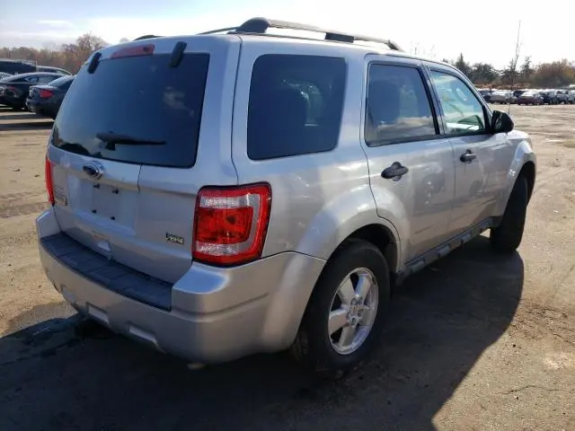 2010 FORD ESCAPE XLT