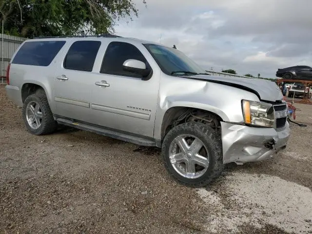 2011 CHEVROLET SUBURBAN C1500 LT  