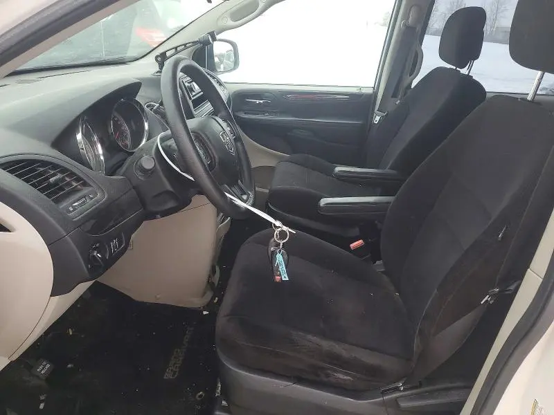 2013 DODGE GRAND CARAVAN SE  