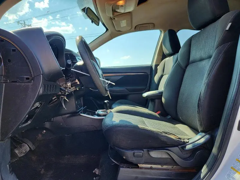2020 MITSUBISHI OUTLANDER ES  