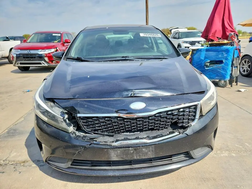 2018 KIA FORTE LX  