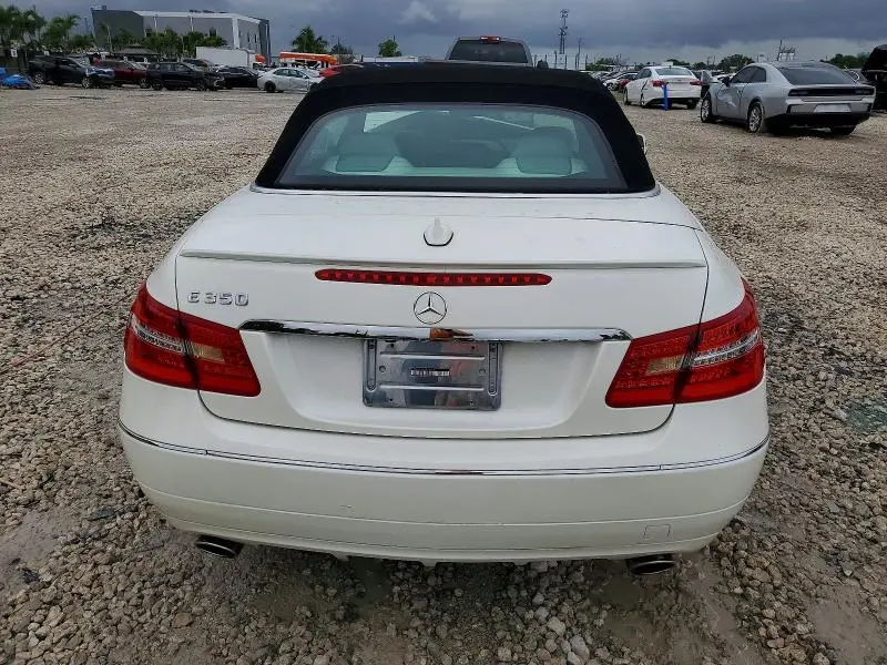 2011 MERCEDES-BENZ E 350  