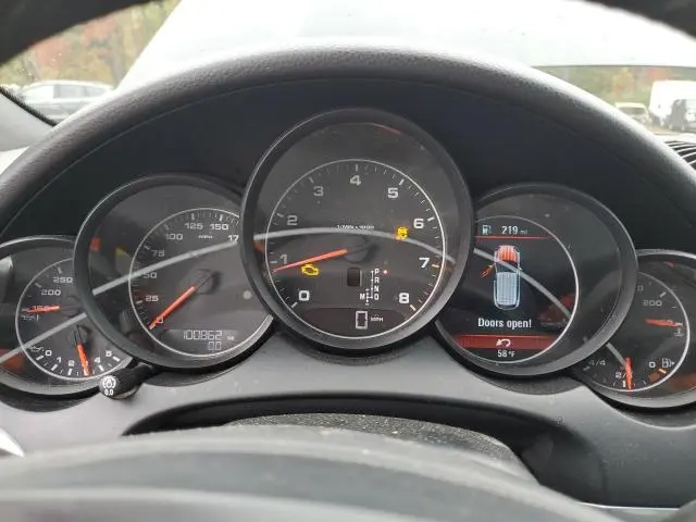 2012 PORSCHE CAYENNE