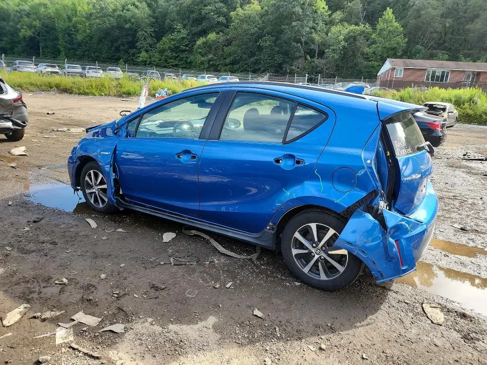 2018 TOYOTA PRIUS C THREE  