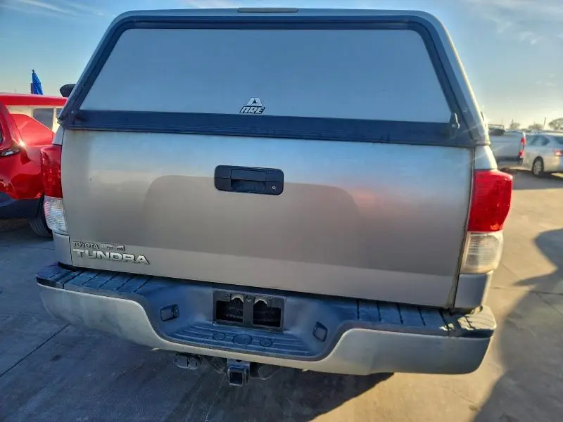 2013 TOYOTA TUNDRA CREWMAX SR5  