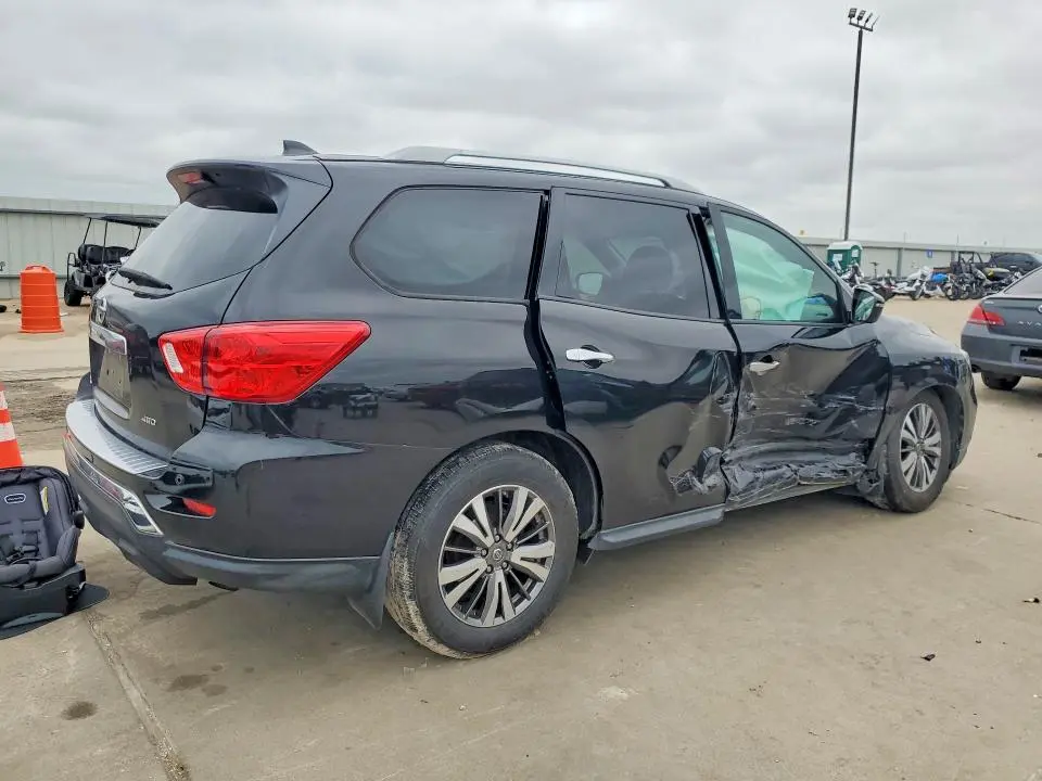 2019 NISSAN PATHFINDER S  