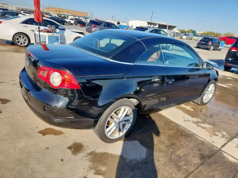 2010 VOLKSWAGEN EOS LUX  