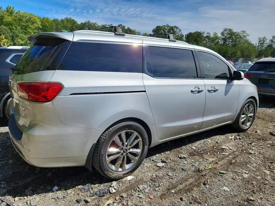 2015 KIA SEDONA SXL  
