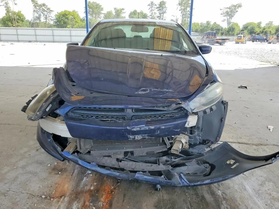 2015 DODGE DART SXT  