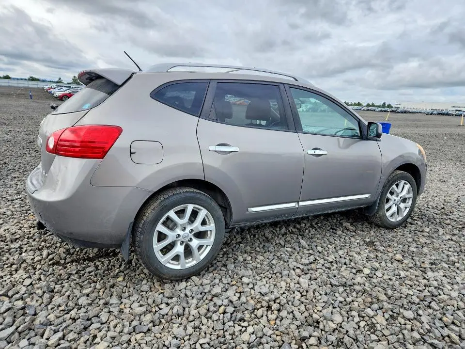 2012 NISSAN ROGUE S  