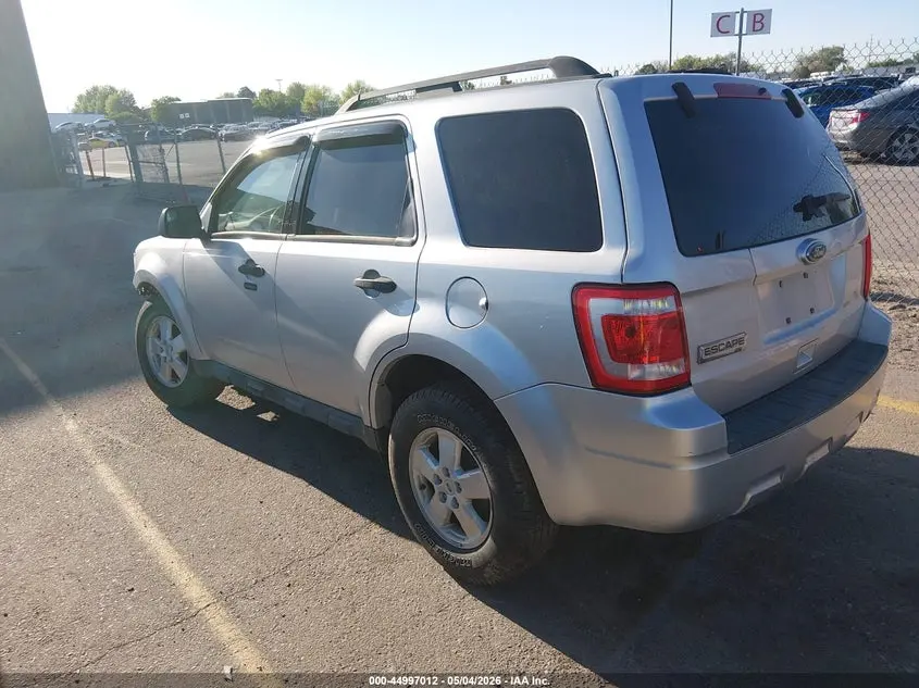 2010 FORD ESCAPE XLT