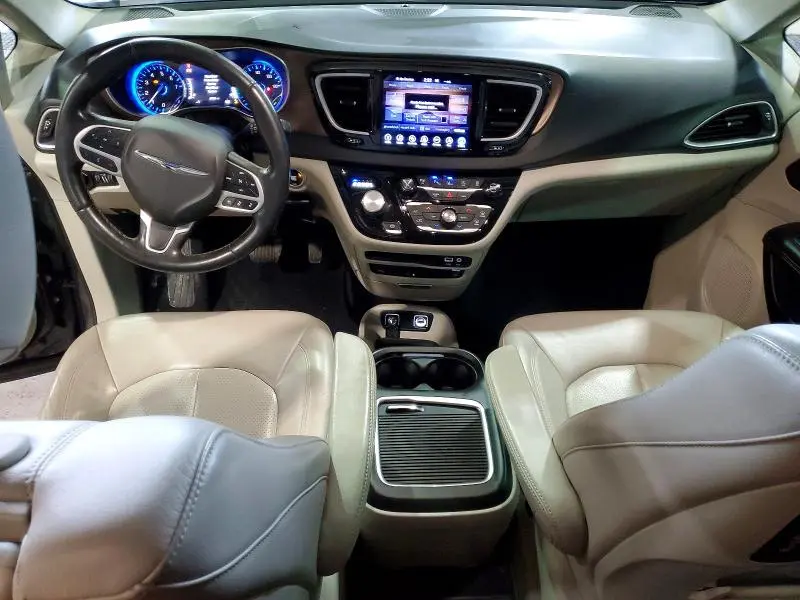 2017 CHRYSLER PACIFICA TOURING L PLUS  