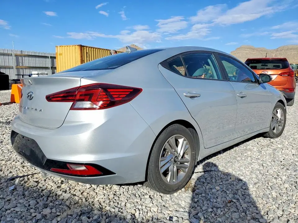 2019 HYUNDAI ELANTRA SEL  