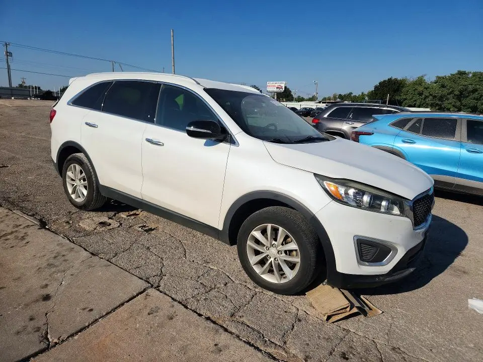2017 KIA SORENTO LX V6  