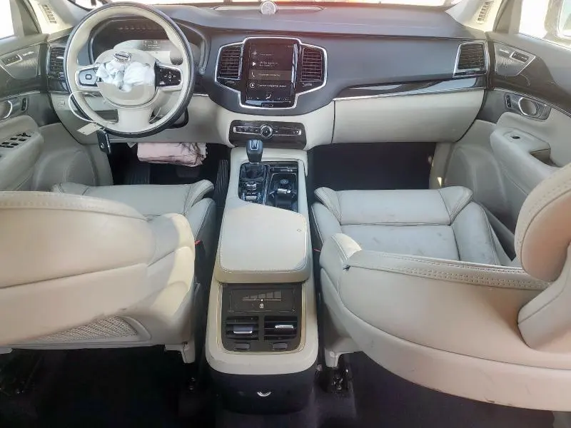 2018 VOLVO XC90 T6