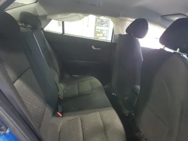 2022 KIA RIO LX  