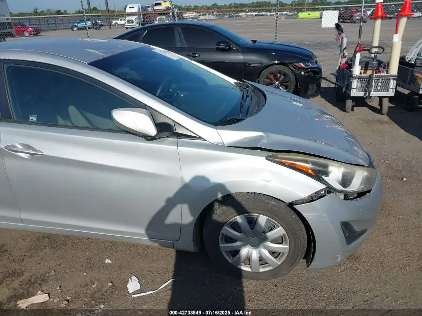 2016 HYUNDAI ELANTRA SE