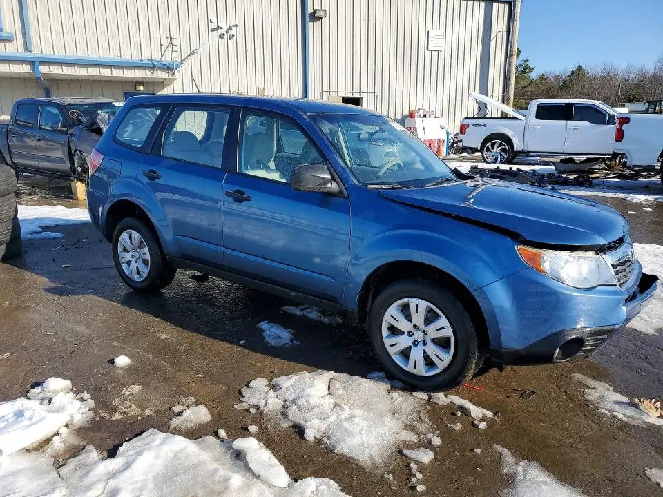 2010 SUBARU FORESTER 2.5X  