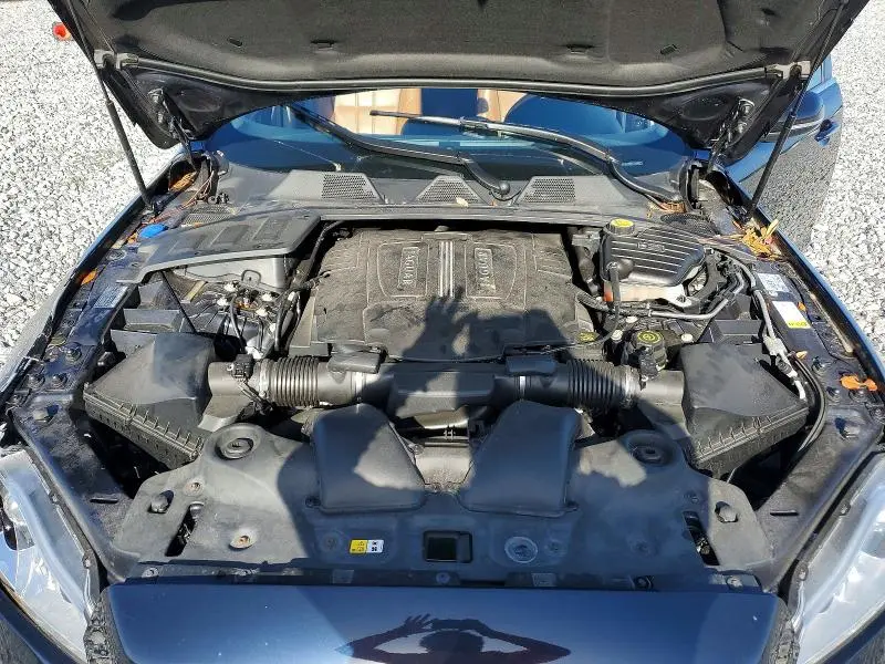 2012 JAGUAR XJL   